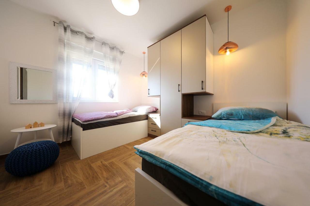 Vila Lapidem Sukošan Exterior foto