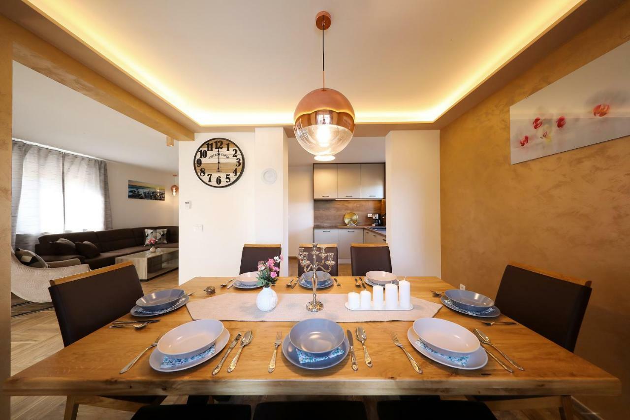 Vila Lapidem Sukošan Exterior foto