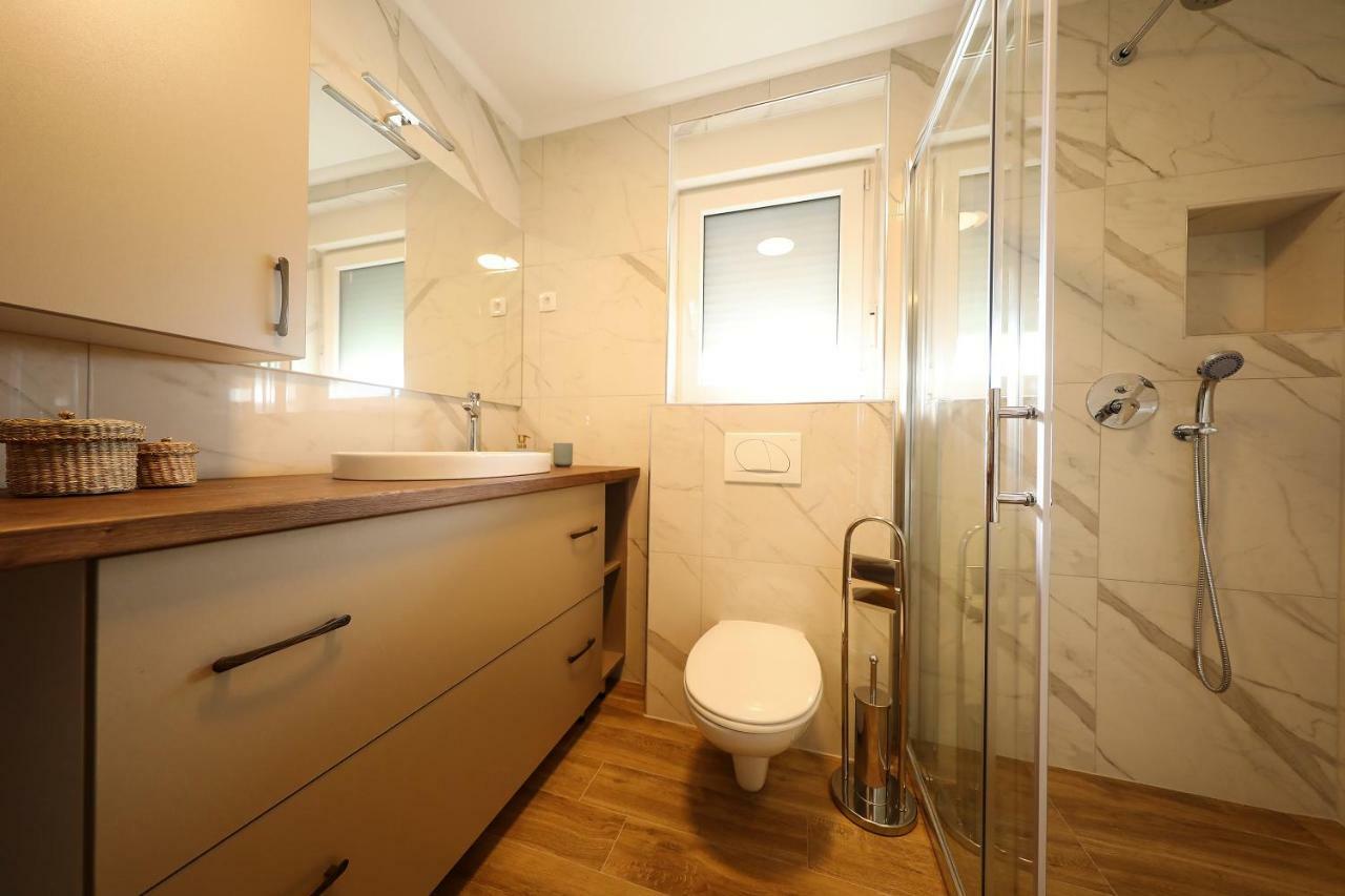 Vila Lapidem Sukošan Exterior foto