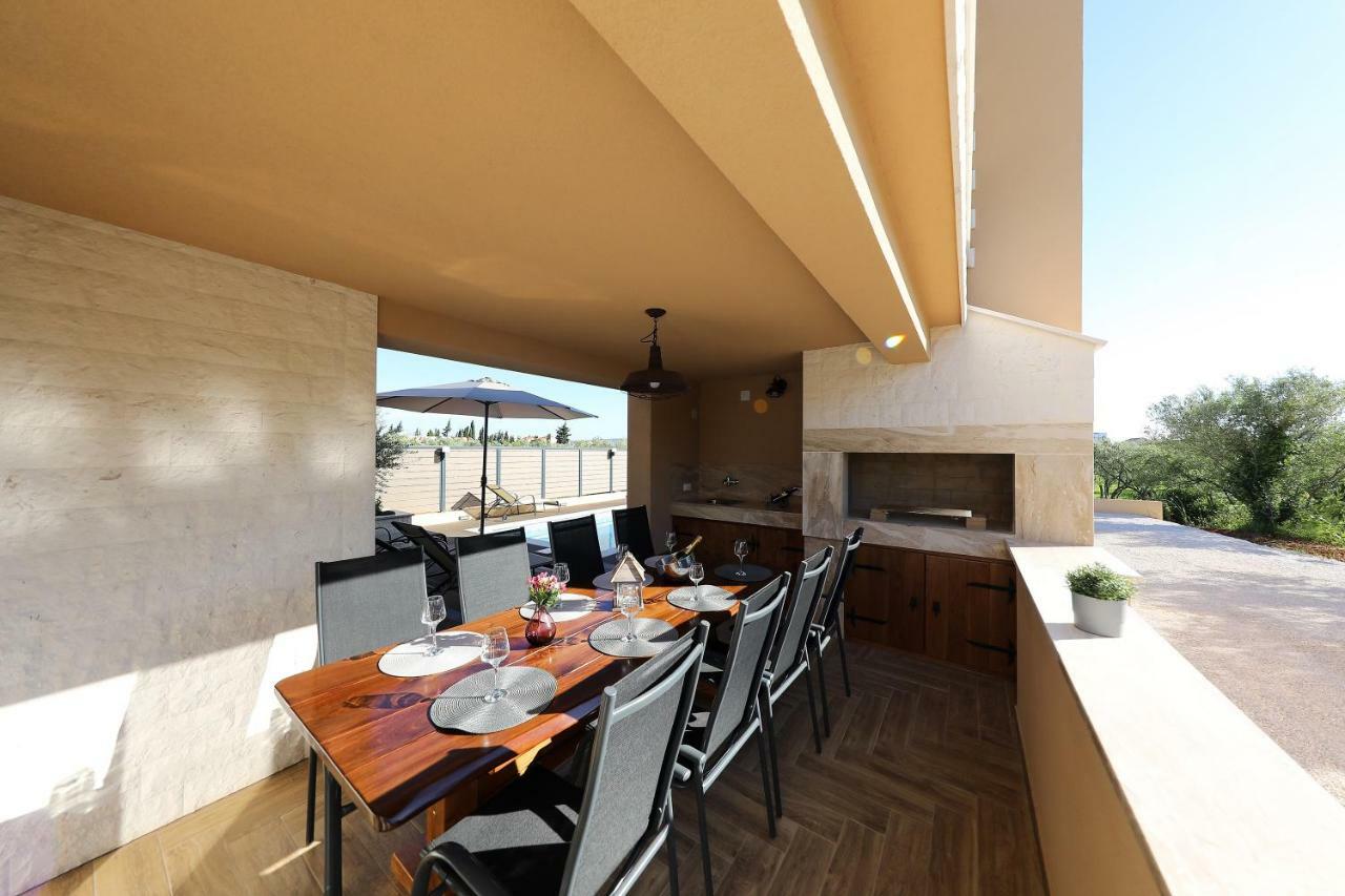 Vila Lapidem Sukošan Exterior foto